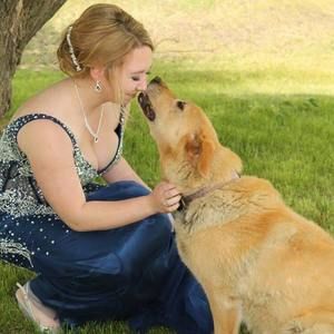 Meet your Posher, Hayley